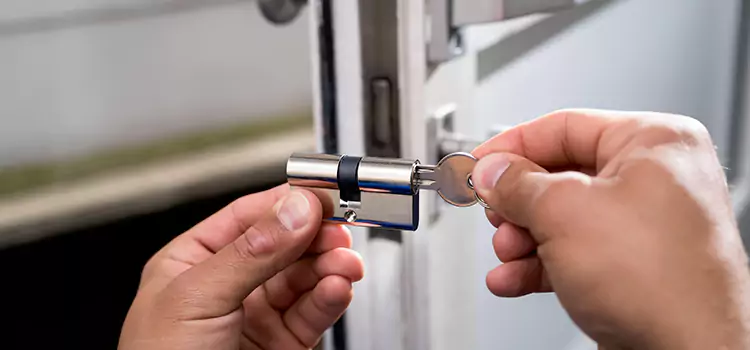 Emergency Locksmith for House Lakeville